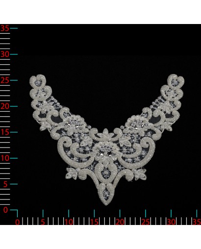 AC22298.001.01 - ecru - Aplikacje