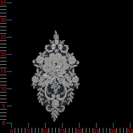 AC22586.101.01 - ecru - Aplikacje